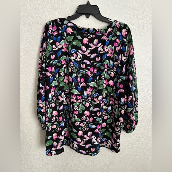 Adrienne Vittadini Floral Black and Pink Women's Blouse 3X - Picture 3 of 9